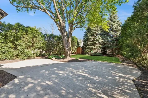 2208 Milton Avenue Park Ridge IL 60068