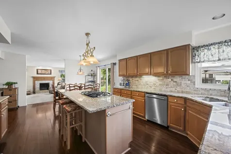 5250 Morningview Drive Hoffman Estates IL 60192