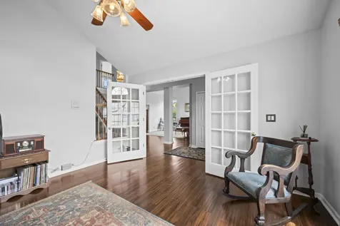 5250 Morningview Drive Hoffman Estates IL 60192