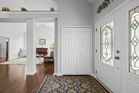 5250 Morningview Drive Hoffman Estates IL 60192