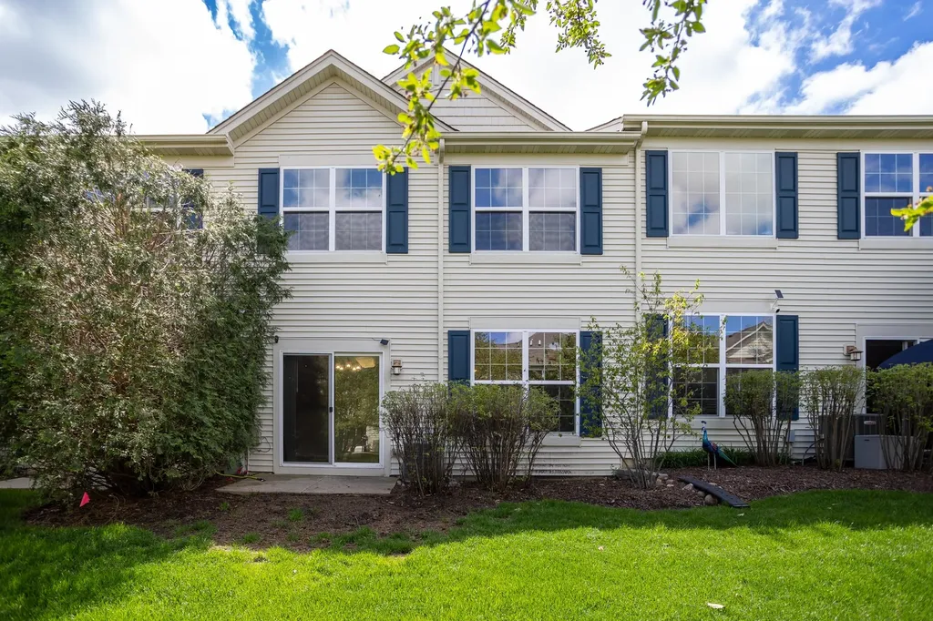 11965 Brunschon Lane Huntley IL 60142