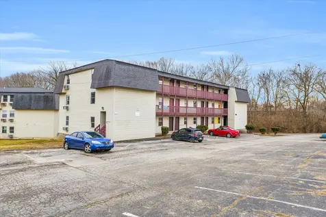 1740-1760 South Fairview Avenue Decatur IL 62521