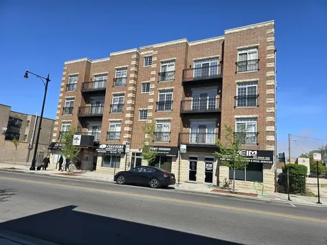 5321 North Lincoln Avenue Chicago IL 60625