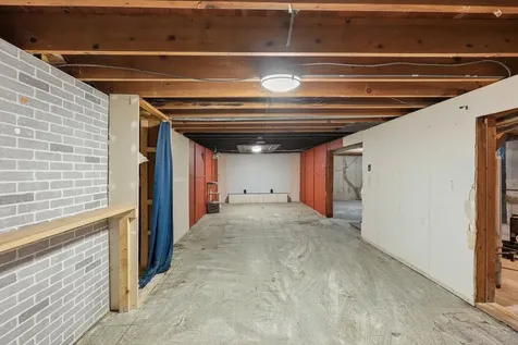 124 East Melody Lane Woodstock IL 60098