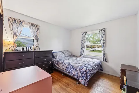 124 East Melody Lane Woodstock IL 60098