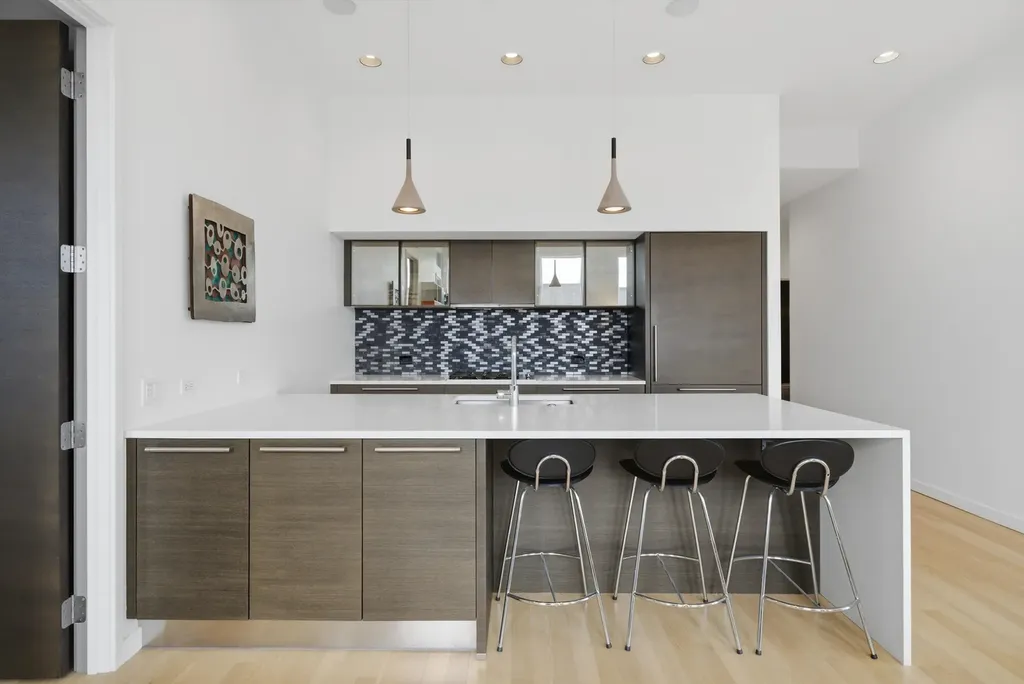 2028 West Division Street Chicago IL 60622