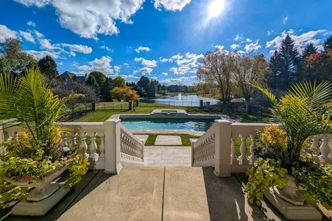 5N195 Dover Hill Road St. Charles IL 60175