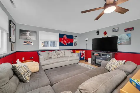 2062 West Garden Drive Kankakee IL 60901