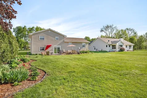 2062 West Garden Drive Kankakee IL 60901