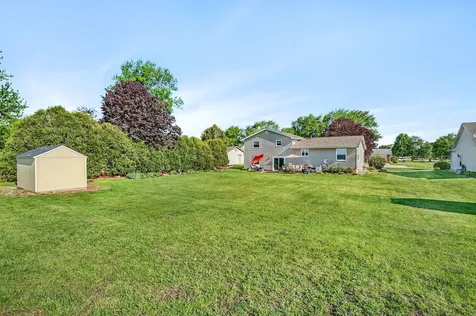 2062 West Garden Drive Kankakee IL 60901