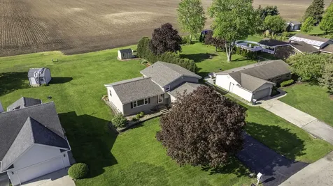 2062 West Garden Drive Kankakee IL 60901