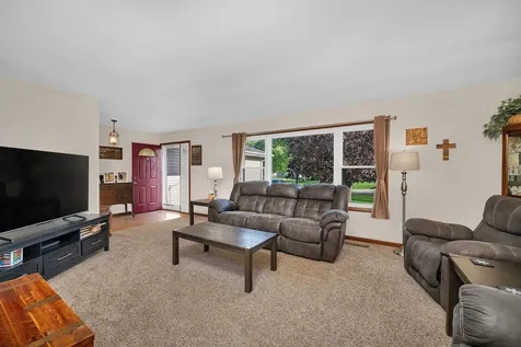 2062 West Garden Drive Kankakee IL 60901