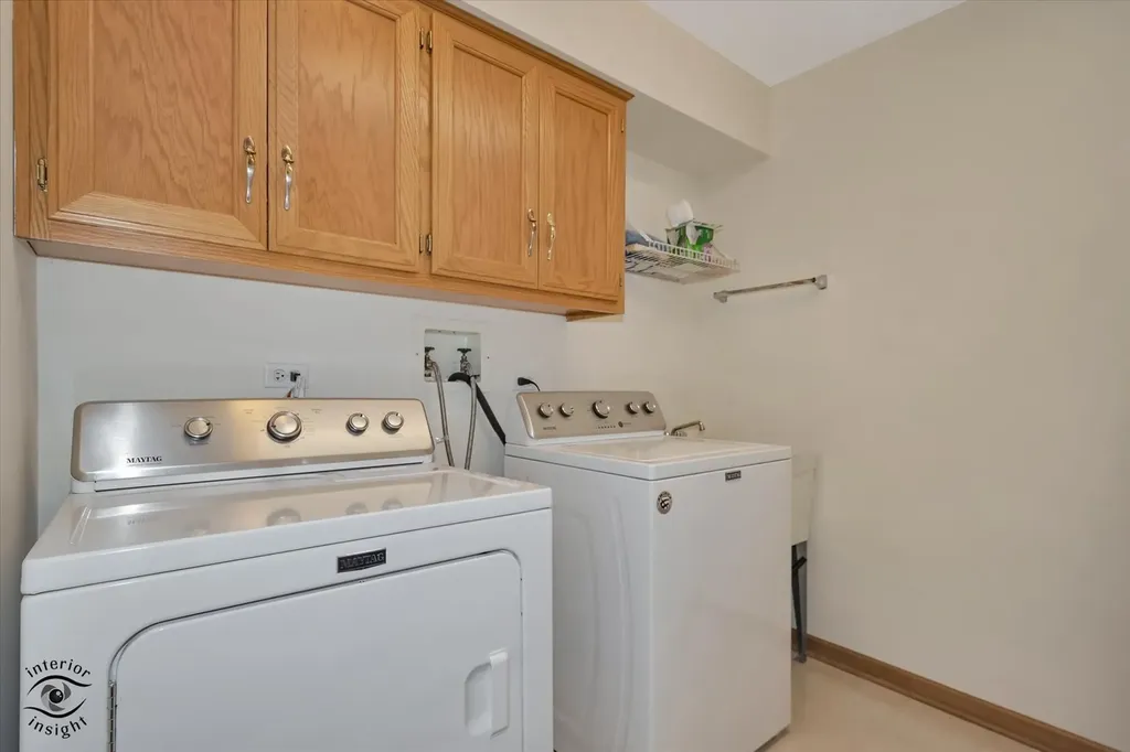 233 Goldenwood Court Aurora IL 60502