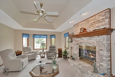 233 Goldenwood Court Aurora IL 60502