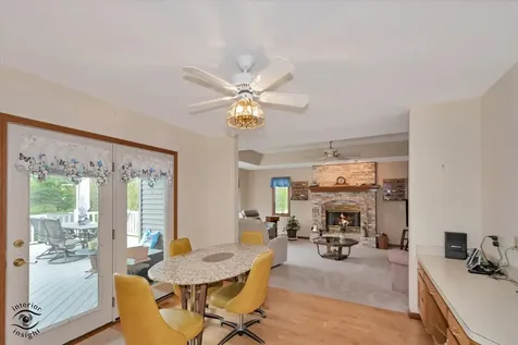 233 Goldenwood Court Aurora IL 60502