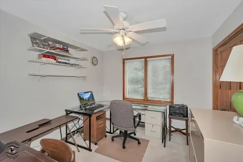 233 Goldenwood Court Aurora IL 60502