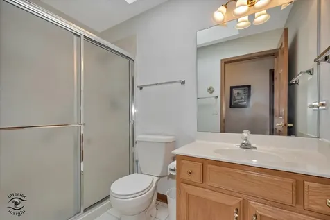 233 Goldenwood Court Aurora IL 60502