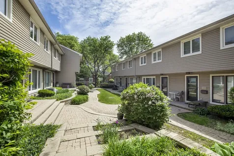 1148 Meadow Road Northbrook IL 60062