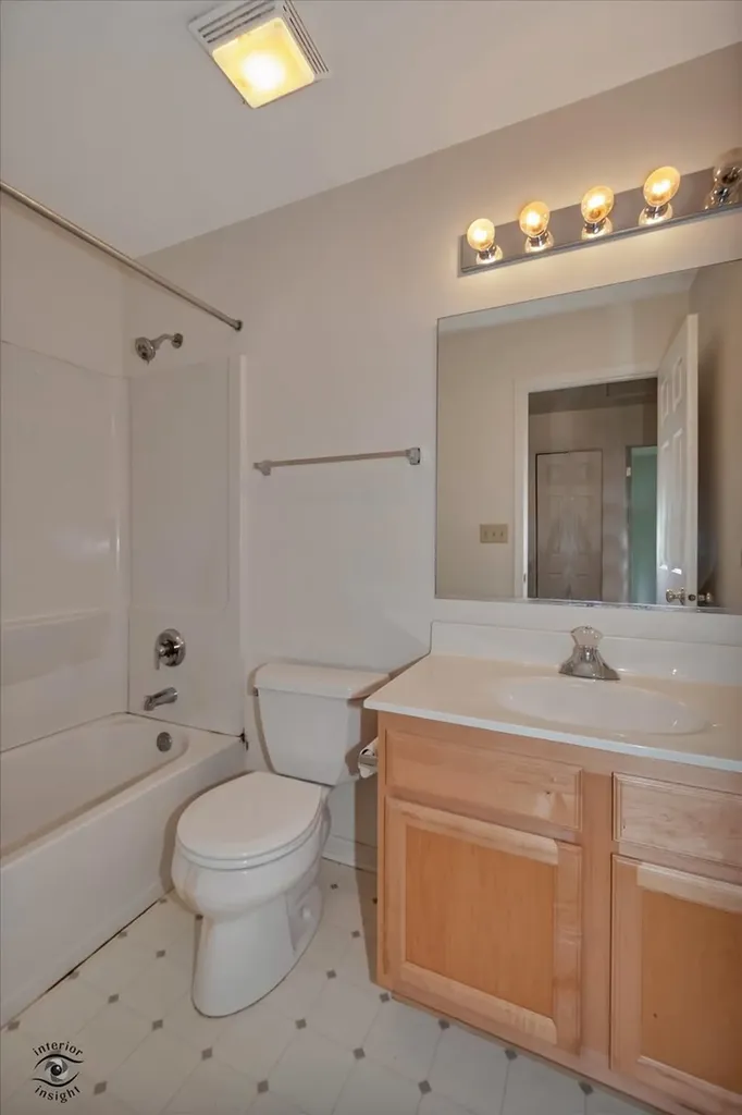 13917 South Cambridge Circle Plainfield IL 60544