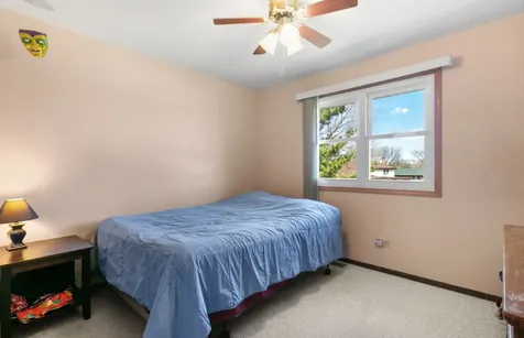 7024 Brementowne Road Tinley Park IL 60477