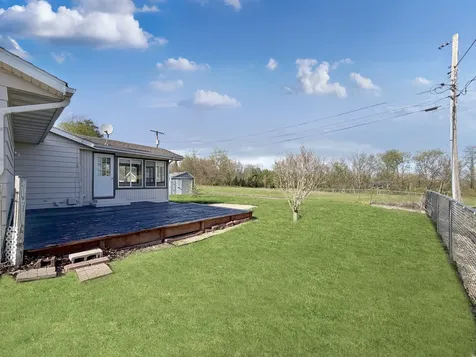527 Timber Hills Drive Freeport IL 61032