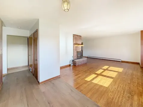 527 Timber Hills Drive Freeport IL 61032