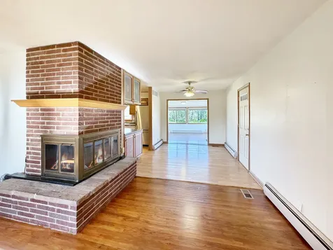 527 Timber Hills Drive Freeport IL 61032