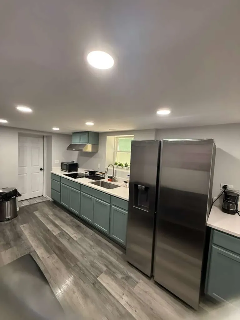956 West 36th Street Chicago IL 60609