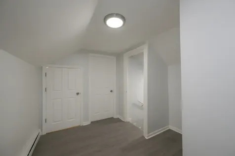 7653 South Saint Lawrence Avenue Chicago IL 60619