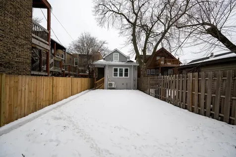 7653 South Saint Lawrence Avenue Chicago IL 60619