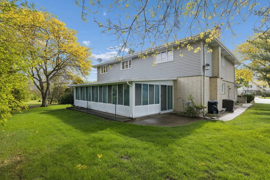 14150 Mallard Drive Orland Park IL 60467