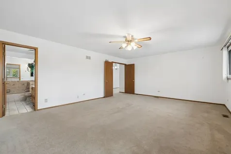 14150 Mallard Drive Orland Park IL 60467