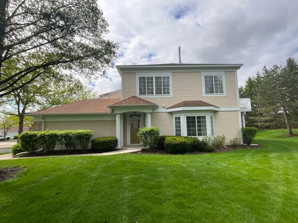 832 Coronado Court Elgin IL 60123