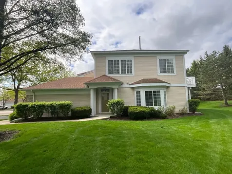 832 Coronado Court Elgin IL 60123