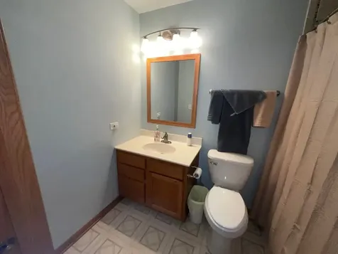 832 Coronado Court Elgin IL 60123