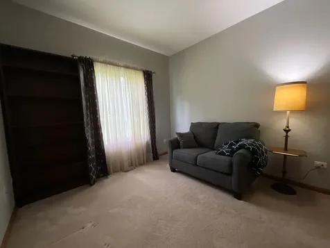 832 Coronado Court Elgin IL 60123