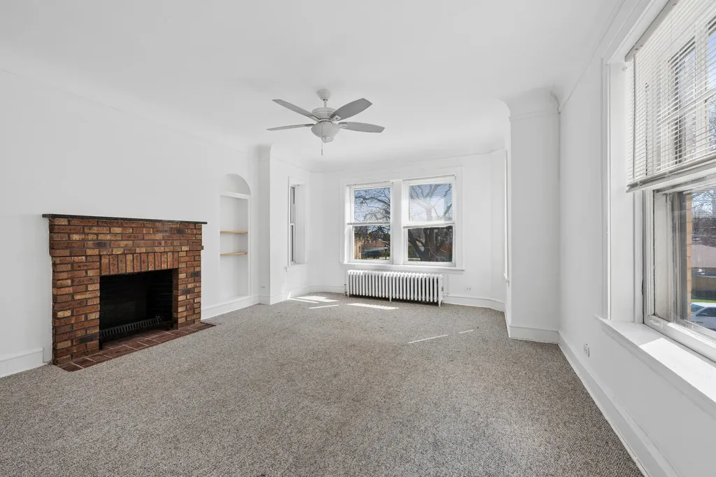7918 Karlov Avenue Skokie IL 60076
