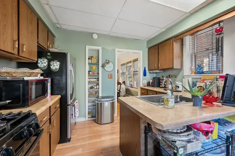 7918 Karlov Avenue Skokie IL 60076