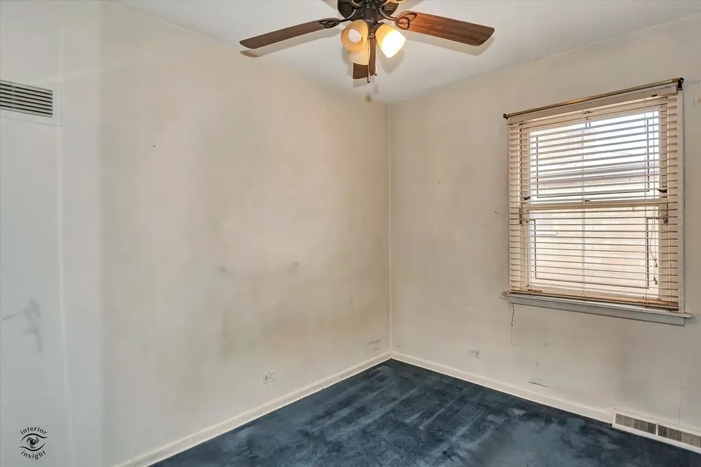 9139 South Oakley Avenue Chicago IL 60643