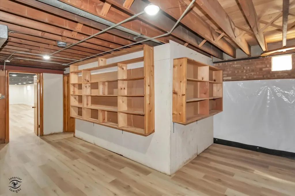9139 South Oakley Avenue Chicago IL 60643