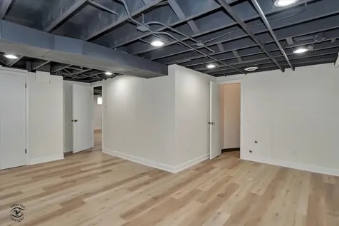 9139 South Oakley Avenue Chicago IL 60643