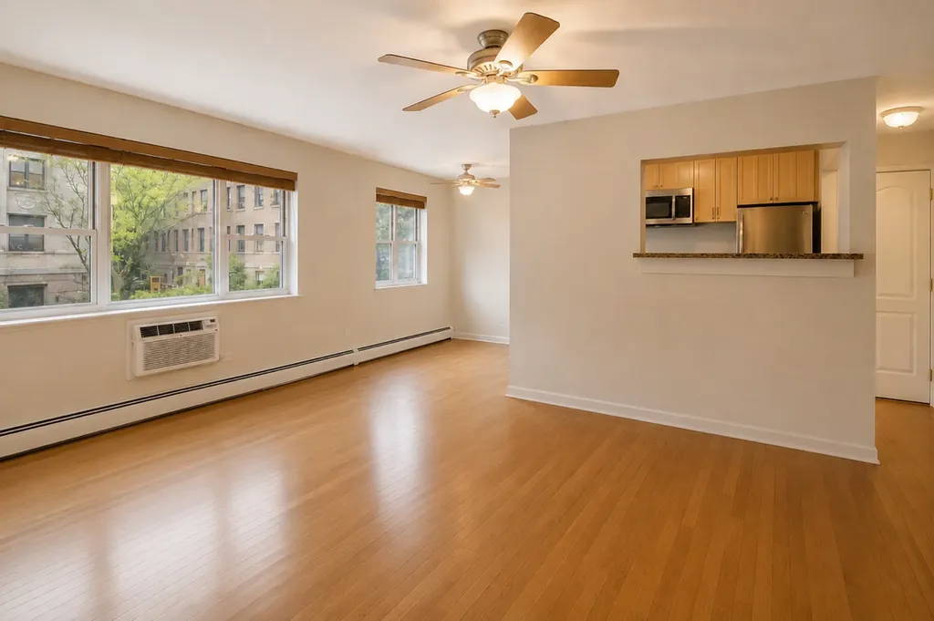 420 West Aldine Avenue Chicago IL 60657