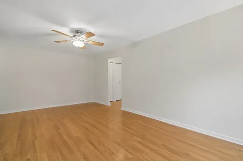 420 West Aldine Avenue Chicago IL 60657
