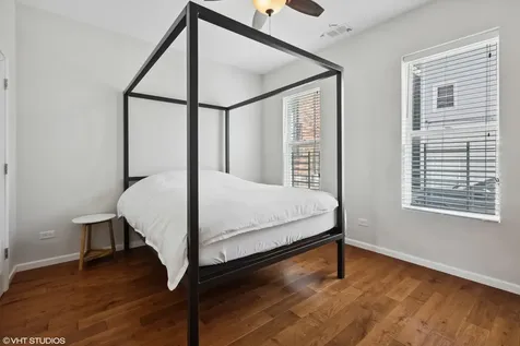 814 North Hermitage Avenue Chicago IL 60622