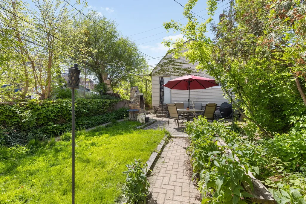 2419 West Augusta Boulevard Chicago IL 60622