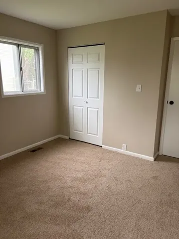 713 Essex Avenue Romeoville IL 60446