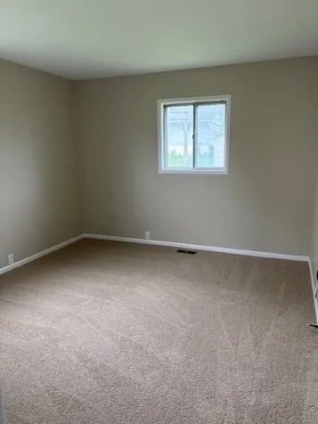 713 Essex Avenue Romeoville IL 60446