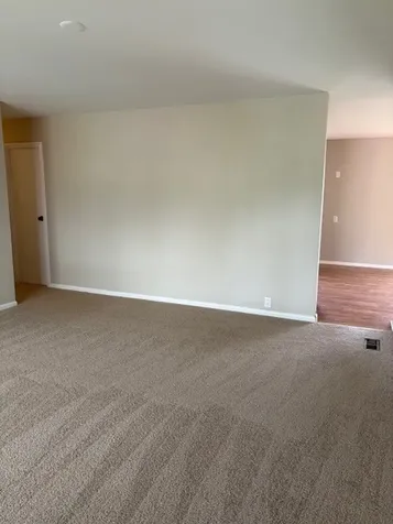 713 Essex Avenue Romeoville IL 60446