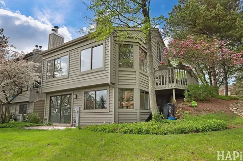 897 Longmeadow Court Lake Barrington IL 60010