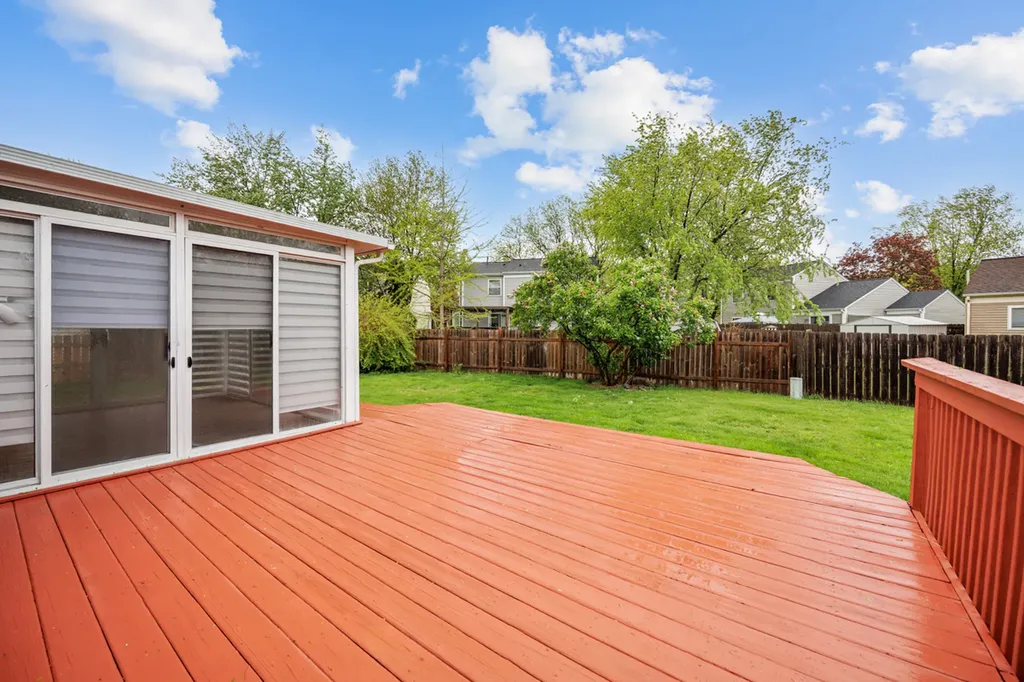 2666 Prairieview Lane Aurora IL 60502